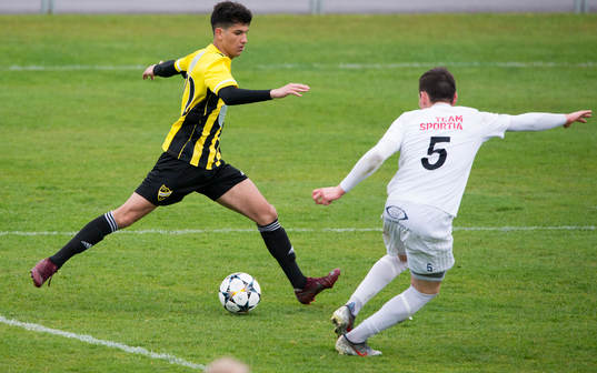IFK Hässleholm Mustafa Owaid i matchen i division 2 mellan