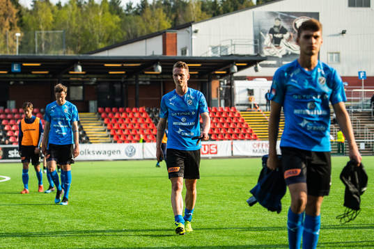 HHalmstads Andreas Bengtsson deppar