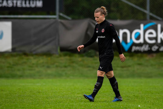 Hittarps Jonathan Olsson deppar