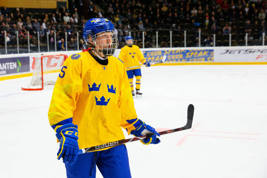 Simon Holmström of Sweden
