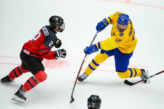 Simon Holmström of Sweden