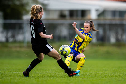 Hittarps Hanna Jönsson och Eskilsminnes Sanna Nilsson