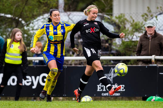 Eskilsminnes Rebecca Johansson och Hittarps Lisa Håkansson