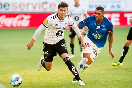 Pål André Helland of Rosenborg and Ruben Gabrielsen of