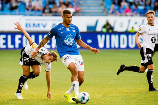 Vegar Eggen Hedenstad of Rosenborg and Ruben Gabrielsen of