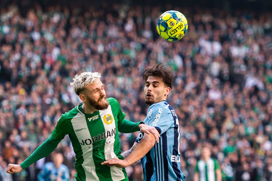 Hammarbys Simon Sandberg och Djurgårdens Astrit Ajdarevic
