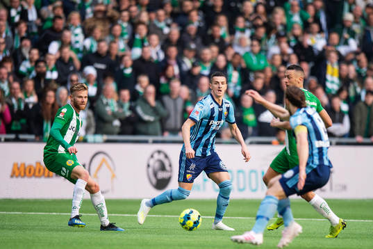Hammarbys Dennis Widgrenoch Nikola Djurdjic mot