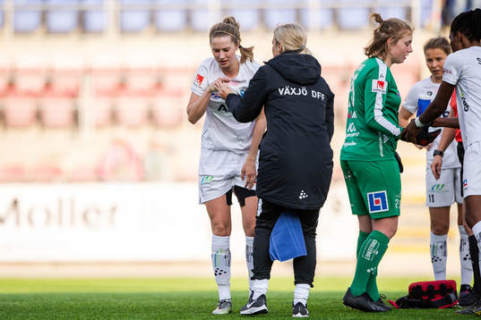 Växjös Elin Karlsson får vård
