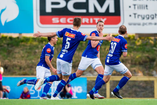 Michael Karlsen of Ranheim celebrates the 4-2 goal with his