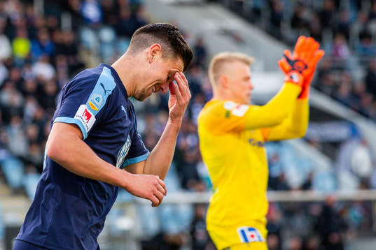 Malmö FFs Marcus Antonsson deppar