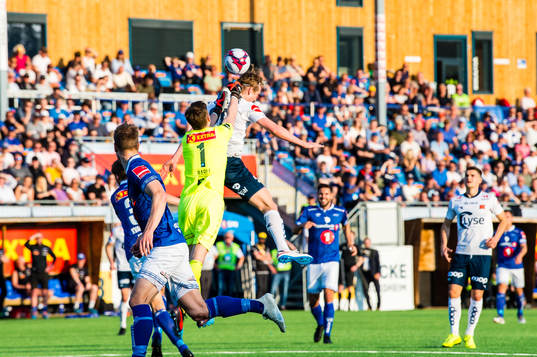 Even Barli of Ranheim and Kristian Thorstvedt of Viking