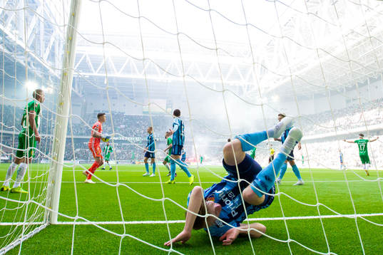Djurgårdens Elliot Käck deppar
