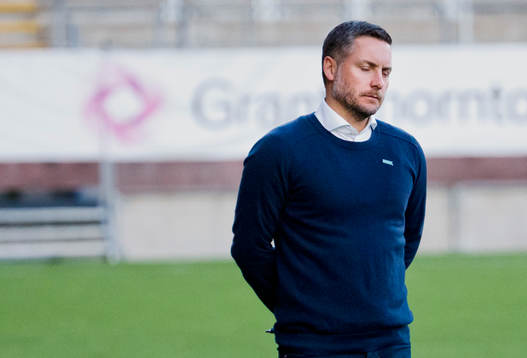 Örebros tränare Axel Kjäll deppar