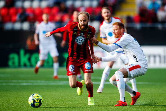 Östersunds Curtis Edwards och Helsingborgs Alexander