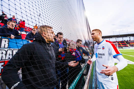 Bläddra bland fler bilder av Fotboll, Allsvenskan, Östersund - Helsingborg
