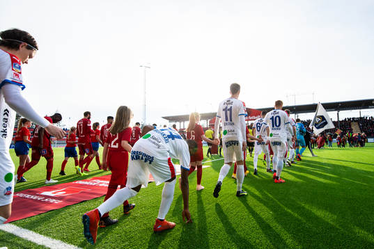 Helsingborgs Mohammed Abubakari tar i gräset