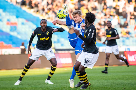 s Jack Lahne och IFK Göteborgs Carl Starfelt