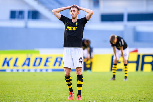 s Rasmus Lindkvist deppar