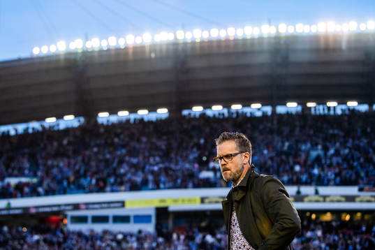 s tränare Rikard Norling deppar