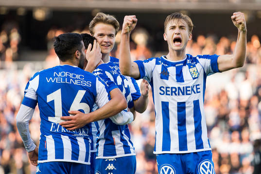 IFK Göteborgs Benjamin Nygren jublar mot publiken