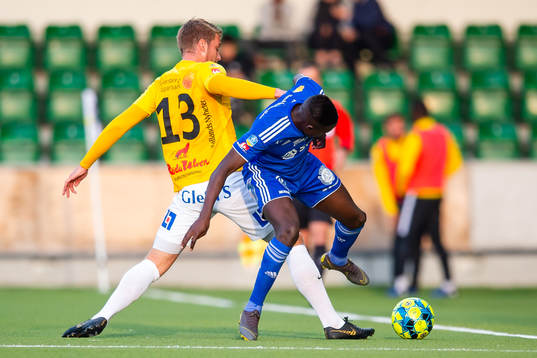 Falkenbergs Marcus Klingenberg Mathisen och Sundsvalls Pa