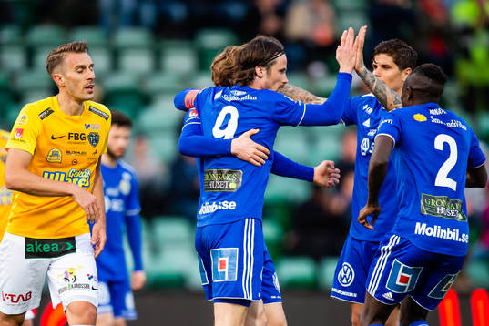 Sundsvalls Linus Hallenius jublar