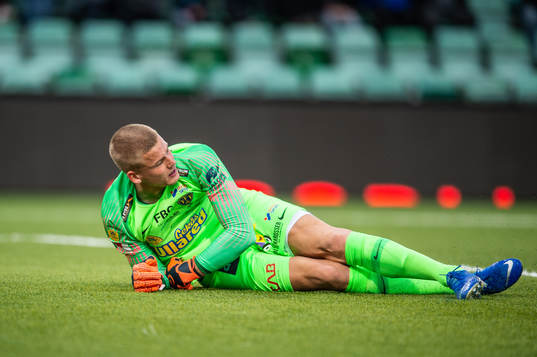 Falkenbergs målvakt Johan Brattberg deppar