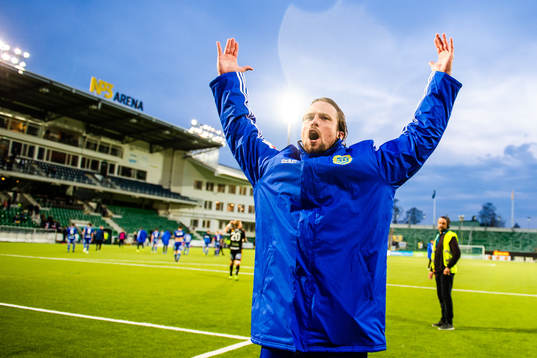 Bläddra bland fler bilder av Fotboll, Allsvenskan, GIF Sundsvall - Falkenberg