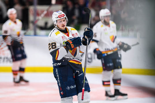 Djurgårdens Dennis Svensson  deppar
