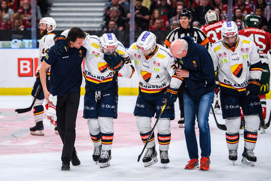 Djurgårdens Olle Alsing läran isen