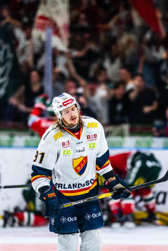 Djurgårdens Axel Jonsson Fjällby deppar