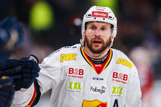 Djurgårdens Niclas Bergfors jublar