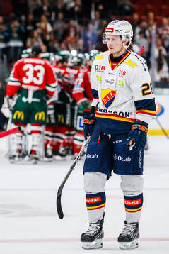 Djurgårdens Dennis Svensson deppar