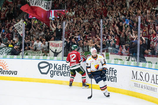 Frölundas Max Friberg jublar