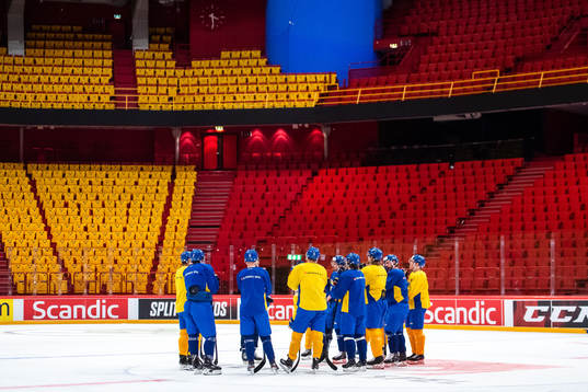 Players gathered