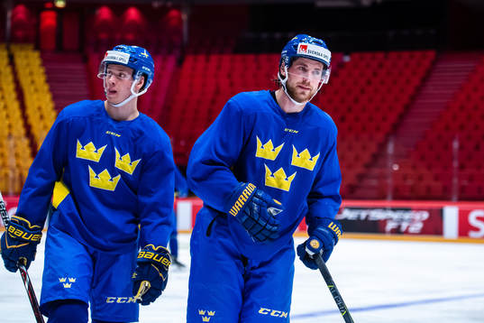 Jesper Bratt and Elias Lindholm