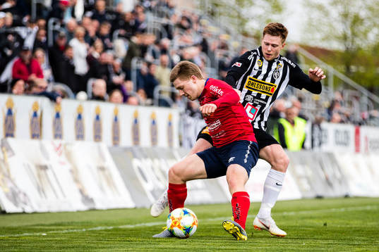 Tvååkers David Struski Persson och Landskronas Dennis