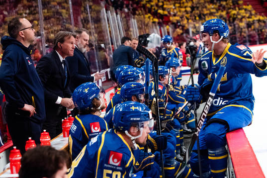 Johan Garpenlöv, Assistant coach and Dennis Rasmussen of