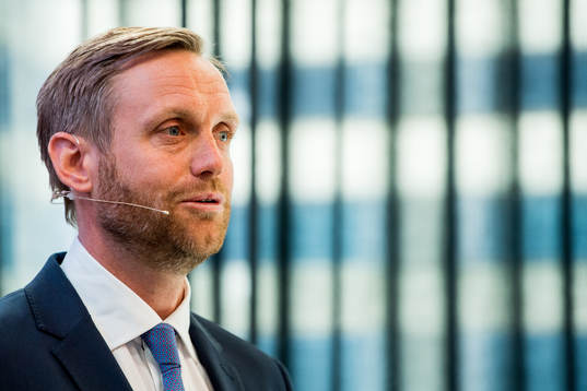Martin Sjögren, head coach of Norway, presents the team