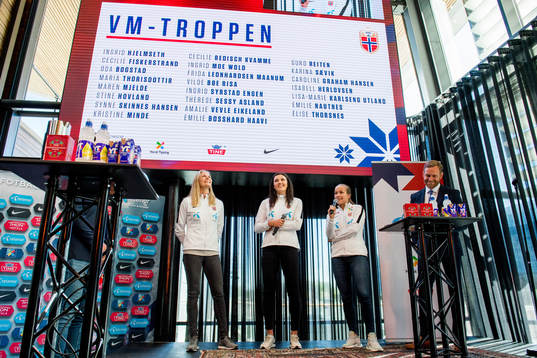 Martin Sjögren, head coach of Norway, presents the team