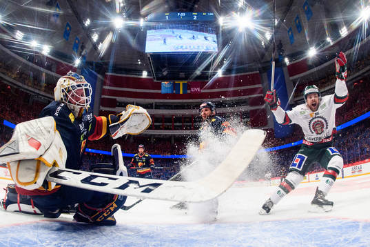 Frölundas Mats Rosseli Olsen jublar