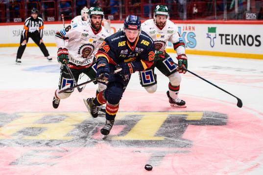 Djurgårdens Erik Walli-Walterholm och Frölundas Brandon
