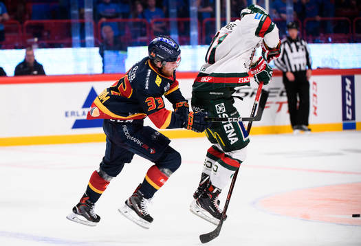Djurgårdens Linus Hultström och Frölundas Samuel Fagemo