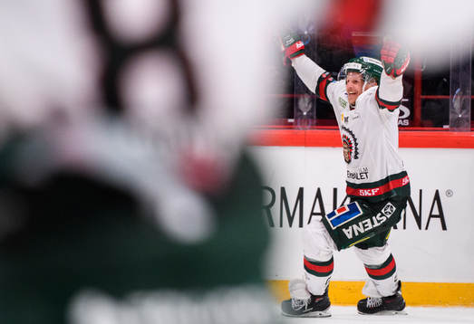 Frölundas Max Friberg jublar