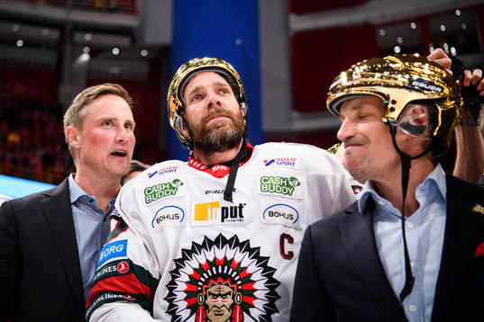 Frölundas tränare Roger Rönnberg och Joel Lundqvist