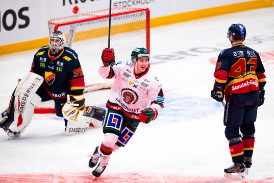 Frölundas Jacob Peterson  jublar