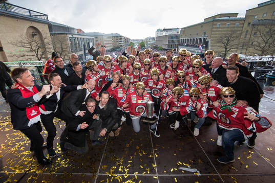 Guldjubel med Le Mat pokalen