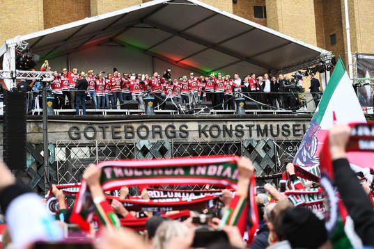 Frölunda firar SM-guldet på Götaplatsen