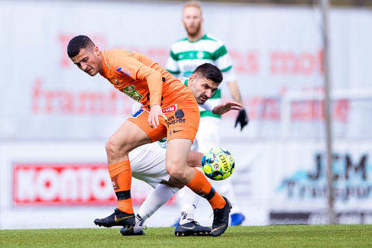 Varbergs Astrit Seljmani  och Västerås Ilir Berisha
