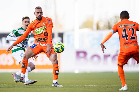 Varbergs Perparim Beqaj och Västerås Dennis Persson